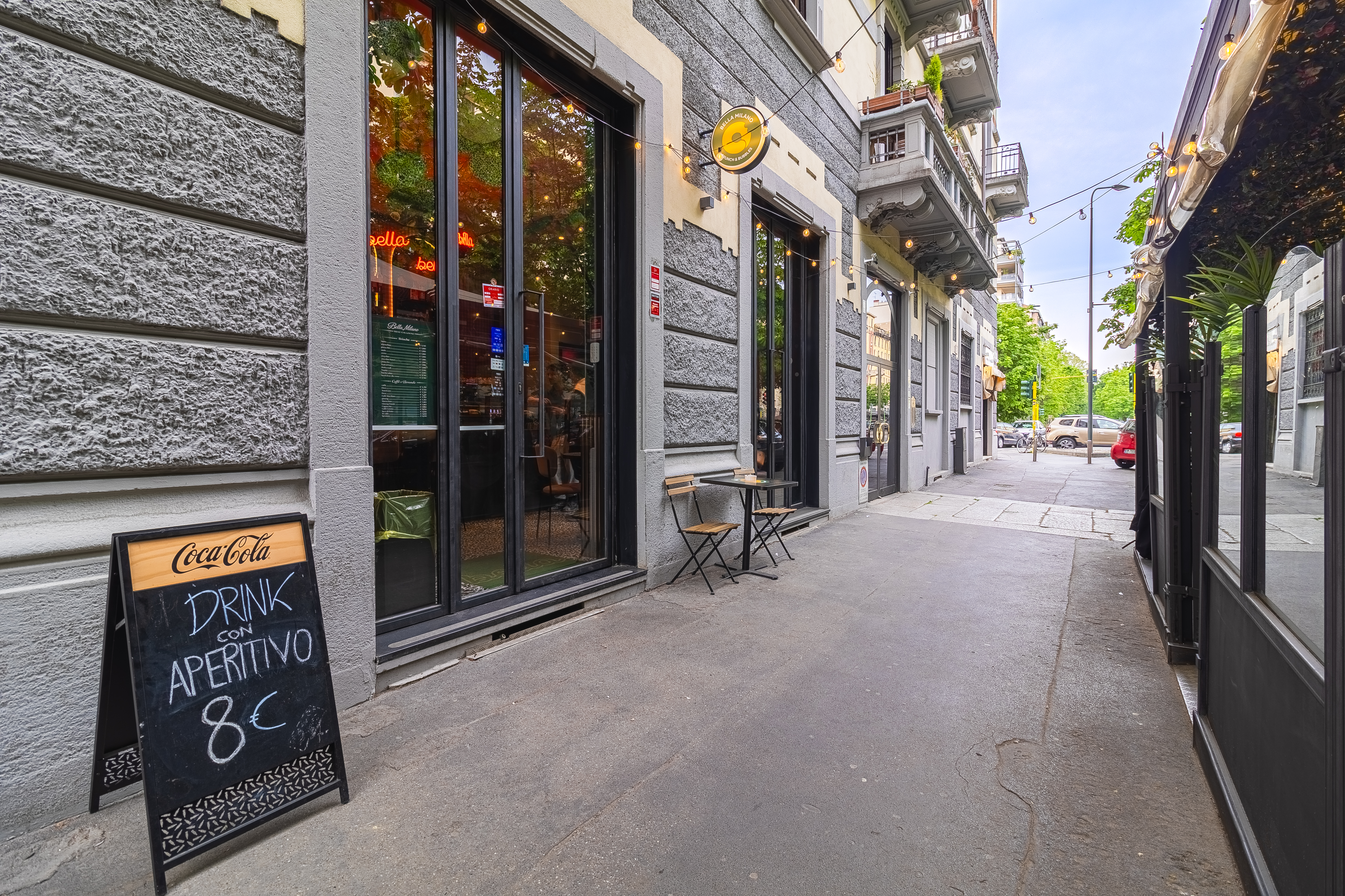 Bella Milano Brunch & Bubbles — interno del locale